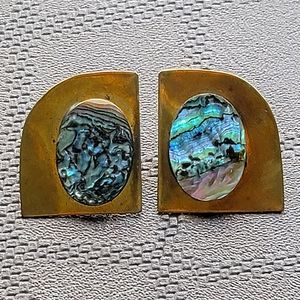 Vintage MCM Casa de Maya Mexico Brass & Abalone Shell Clip-On Earrings